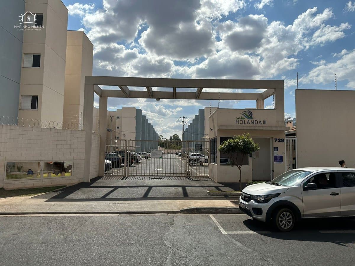 Apartamento Padrão para Venda em Chácaras Jardim Holanda Uberlândia-MG