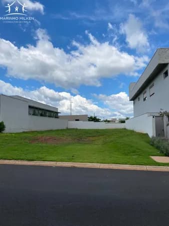 Lote/Terreno em Uberlândia - Jardim Sul