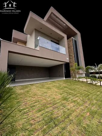 Casa de Condomínio em Uberlândia - Jardim Espanha