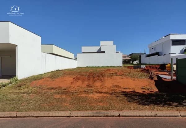 Terreno em Condomínio para Venda em Parque São Jorge II Uberlândia-MG