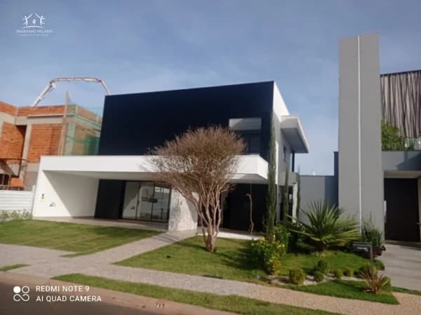 Casa em Condomínio para Venda em Nova Uberlândia Uberlândia-MG