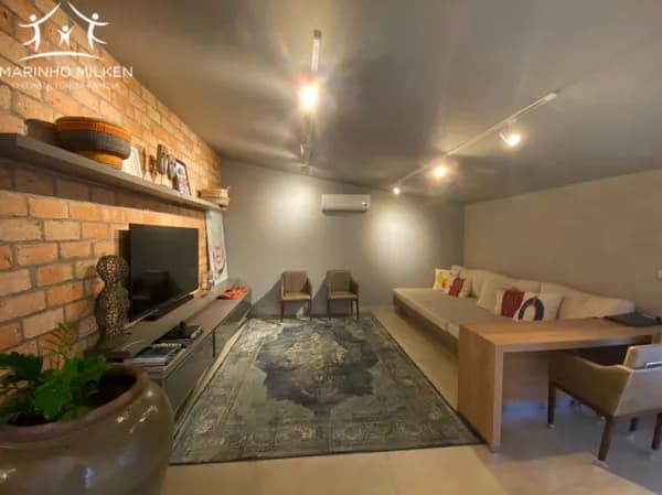 Casa em Uberlândia - Jardim Karaíba