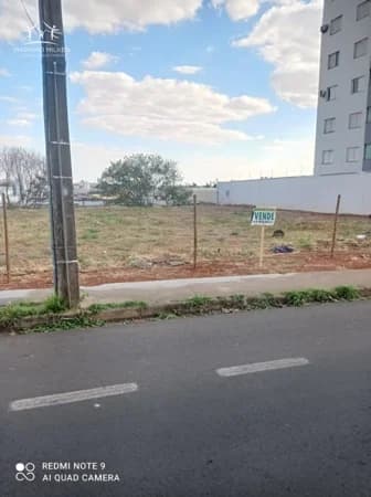 Terreno para Venda em Santa Mônica Uberlândia-MG