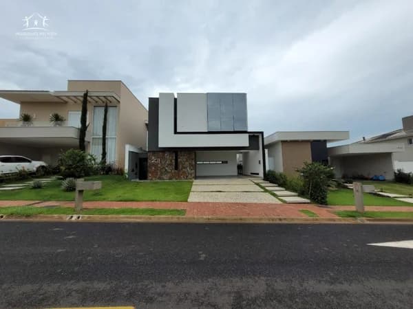 Casa em Condomínio para Venda em Shopping Park Uberlândia-MG