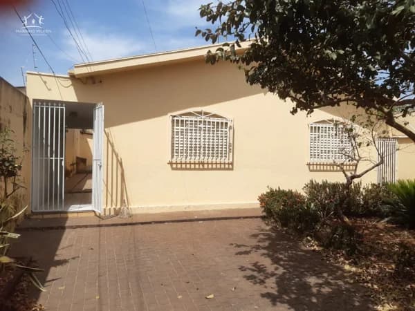Casa Linear para Venda em Martins Uberlândia-MG