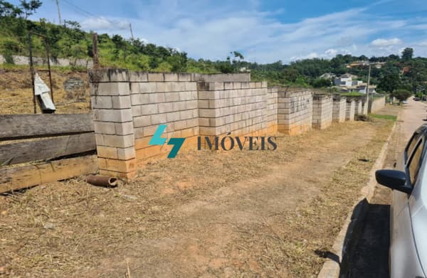TERRENO DE 1.800,00m2 - VALE AZUL CAXAMBÚ - JUNDIAÍ - S.P.