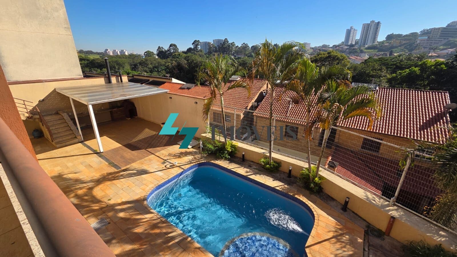 CASA A VENDA - 3 SUÍTES - PISCINA - JD. PAULISTA - JUNDIAÍ - S.P.