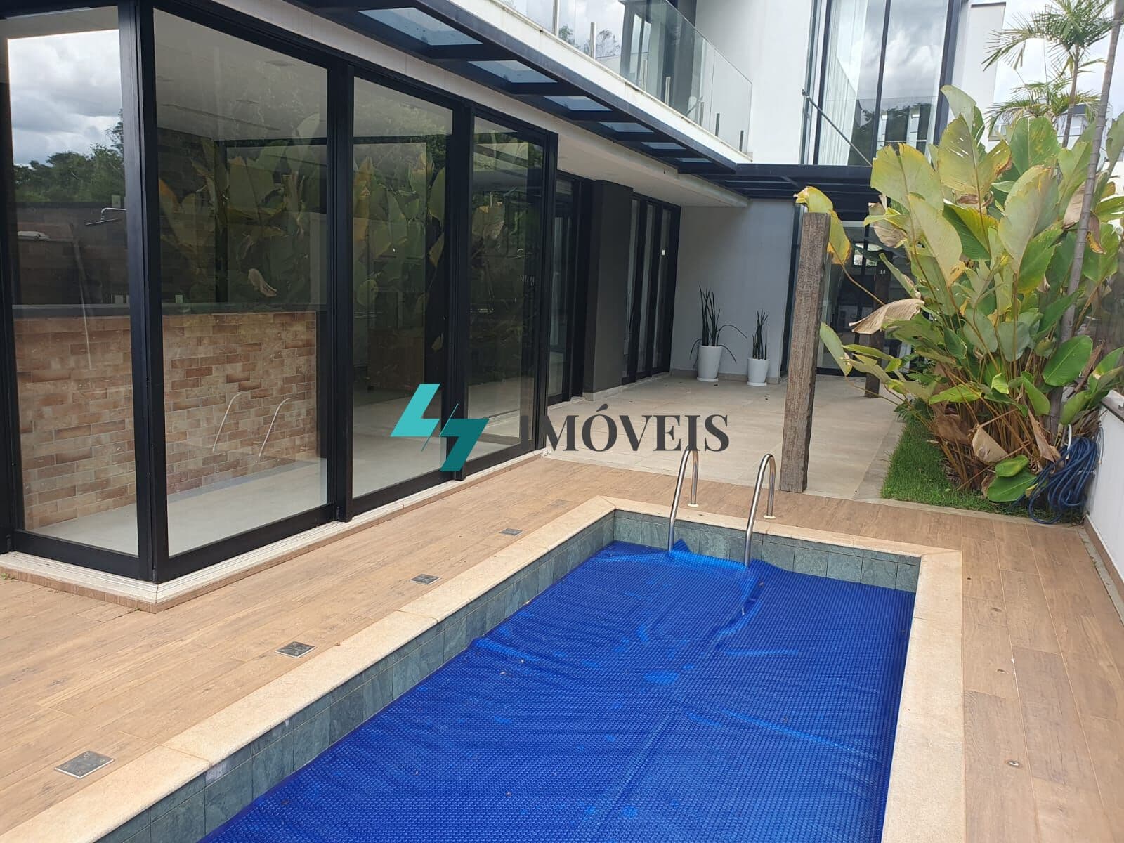 CASA ALTO PADRÃO - 285M² - 3 SUÍTES - ELEVADOR E PISCINA - BRISAS DA MATA - JUNDIAÍ - S.P.