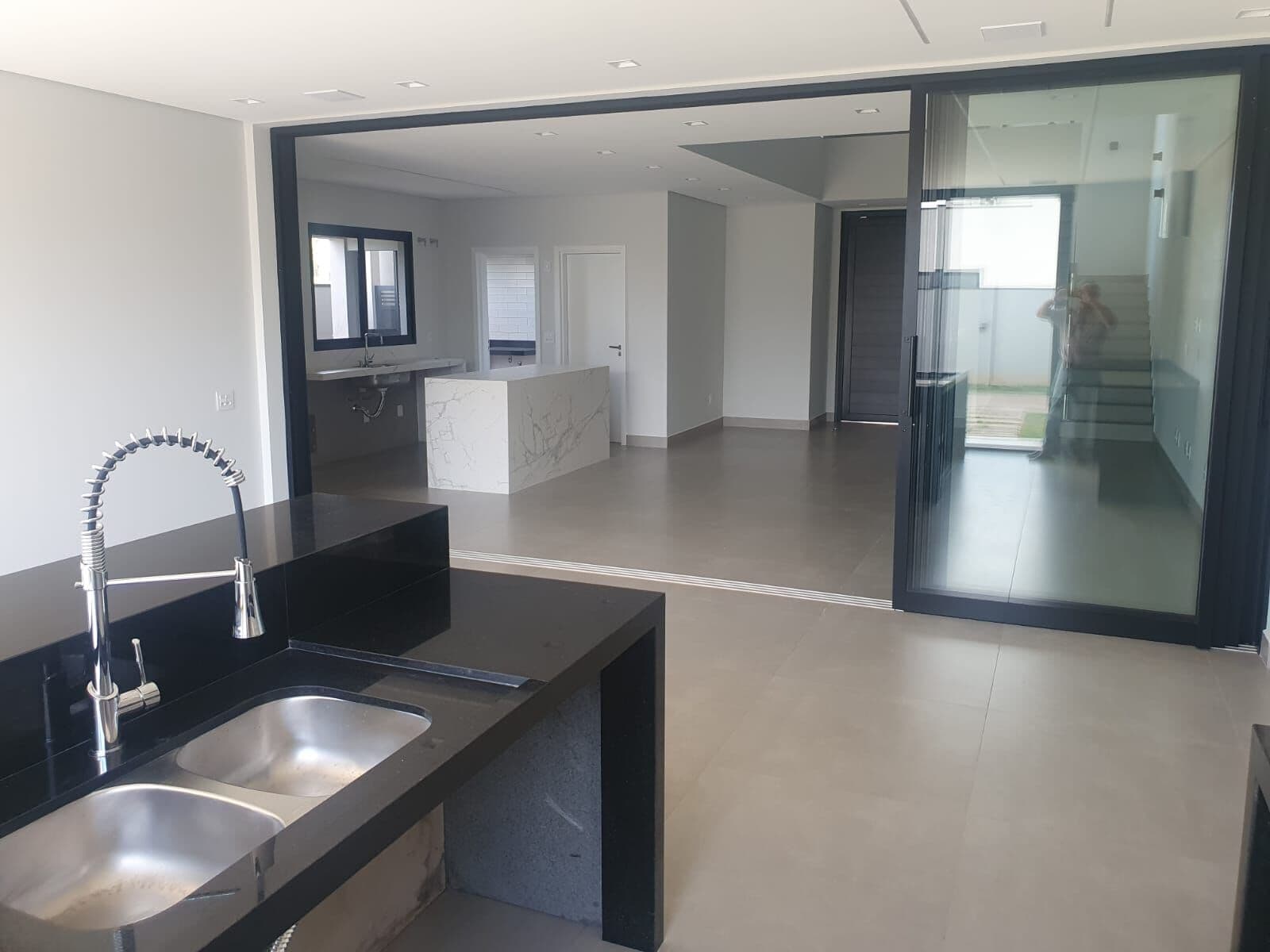 CASA A VENDA - 270,00m² - 4 SUÍTES - BRISAS DA MATA - JUNDIAÍ - S.P.
