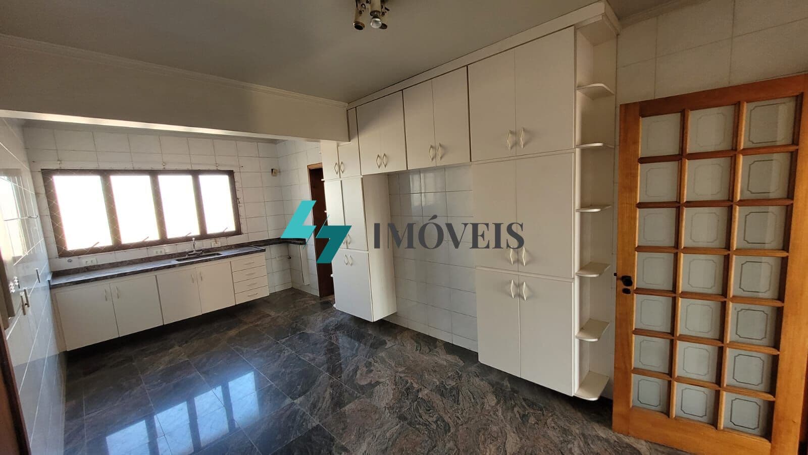 APARTAMENTO 157,00m2 4 DORMS/2 SUÍTES - CENTRO - JUNDIAÍ - S.P.