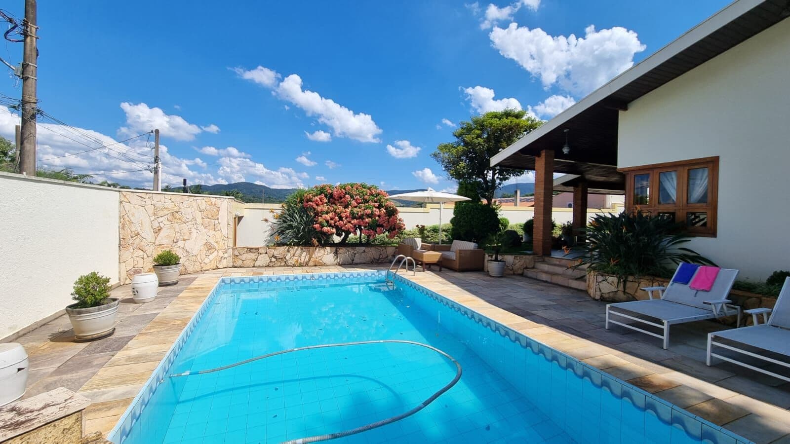 CASA TÉRREA A VENDA CONDOMÍNIO - 490M2 - 4 SUÍTES - JARDIM EUROPA - JUNDIAÍ - S.P.