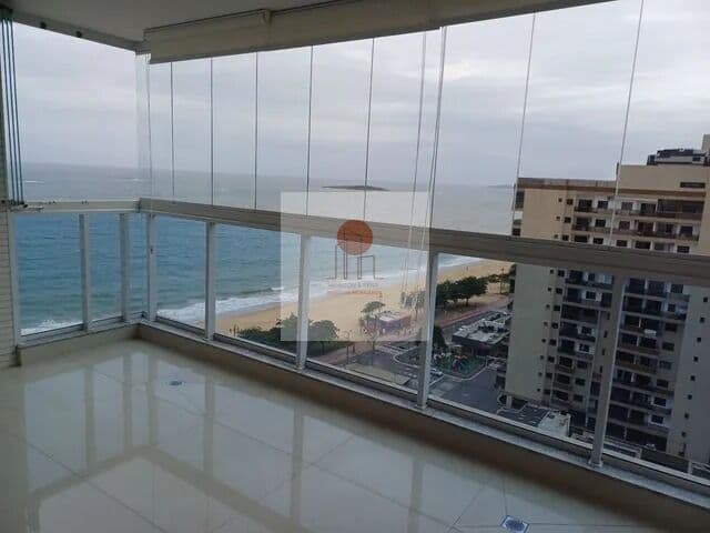 Excelente apartamento com 3 quartos, suíte, montado e decorado, com vista eterna para mar, na Praia de Itaparica.