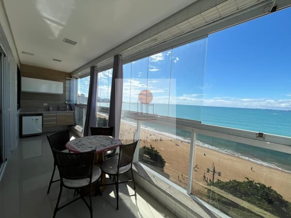 Excelente apartamento com 3 quartos, montado, frente para o mar na Praia da Costa