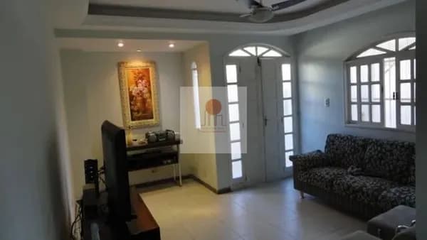 Casa Duplex próximo ao Shopping Vila Velha....
