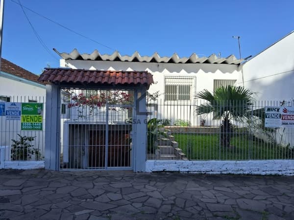 Casa Comercial