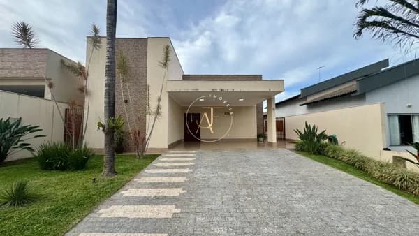 CASA EM VICENTE PIRES COM 3 SUÍTES NA RUA 10A SAÍDA ESTRUTURAL