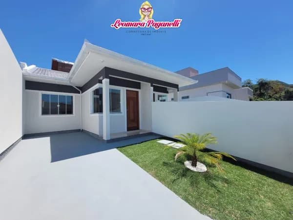 Casa Geminada NOVA, 2 dormitórios, Minha Casa Minha Vida, Próximo a marginal da BR e Shopping Via Catarina