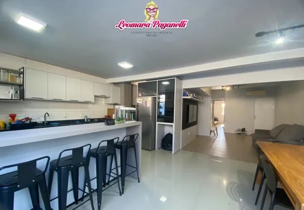 Casa no Condomínio Terra Nova, com 2 suítes, mobiliada, 2 vagas