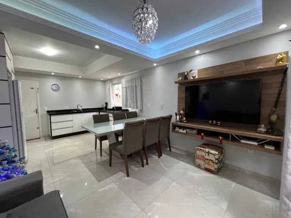 Casa com piscina em São José - Forquilhas - Santa Felicidade