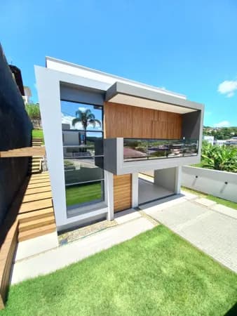 Casa Alto Padrão em Santo Amaro da Imperatriz - Centro