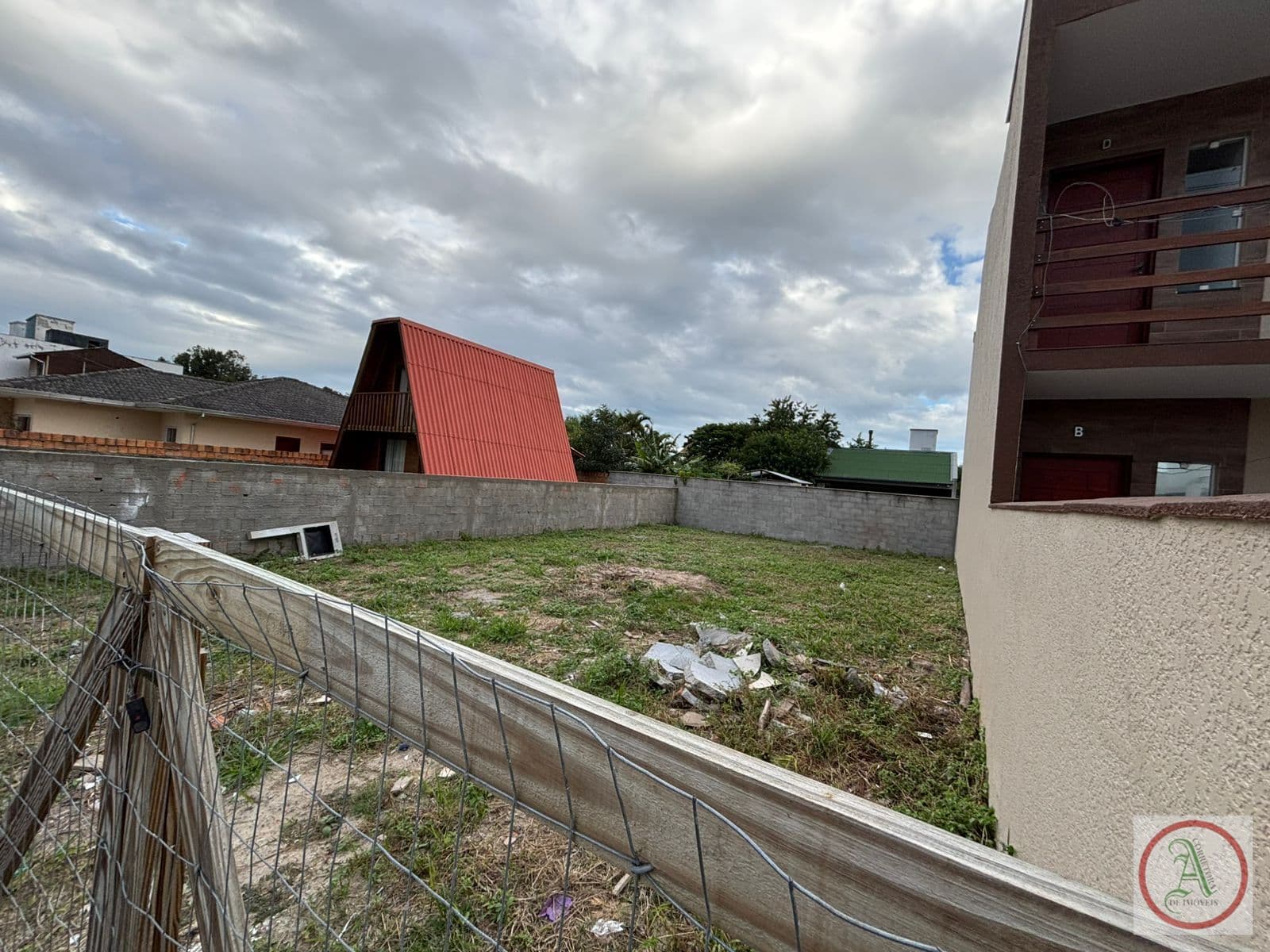 Lote/Terreno em Florianópolis - São João do Rio Vermelho