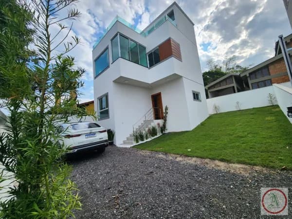 Sobrado em Florianópolis - Ingleses do Rio Vermelho
