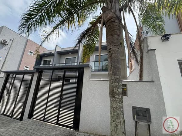 Casa Sobrado em Ingleses do Rio Vermelho, Florianópolis/SC