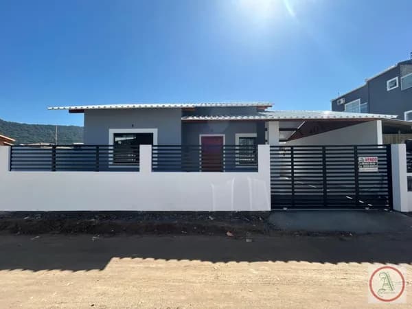 Casa em Florianópolis - São João do Rio Vermelho