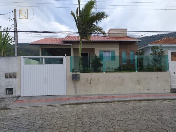 Casa em São José - Serraria