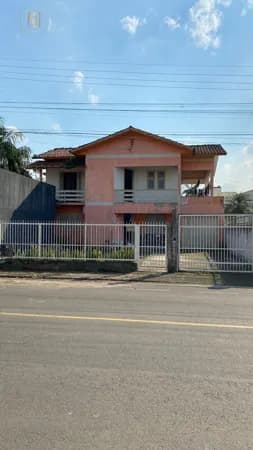 Casa em Turvo - Centro