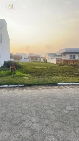 Lote/Terreno em Balneário Arroio do Silva - Centro