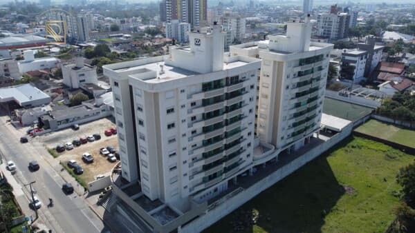 Apartamento Semi - Mobiliado
