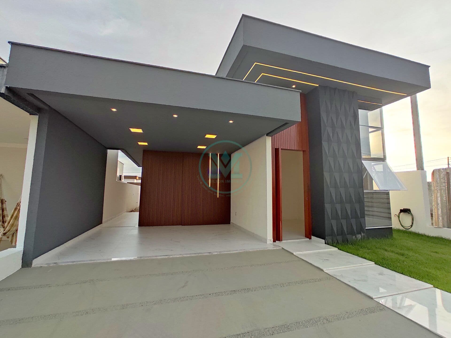 UMA BAITA CASA NO CONDOMÍNIO NOVA YORK EM PARNAMIRIM/RN
