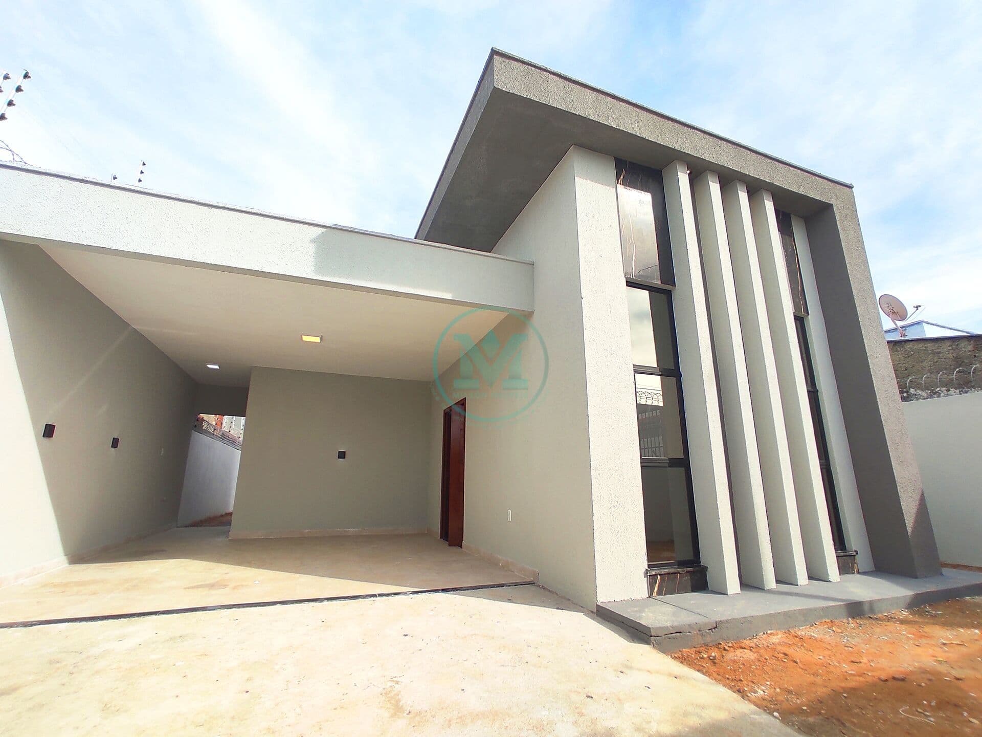 CASA DE ALTO LUXO NO CIDADE DAS ROSAS II EM SÃO GONÇALO DO AMARANTE/RN