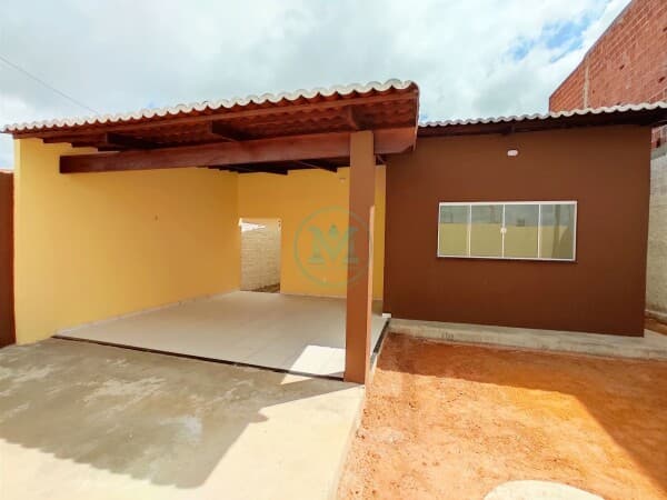 CASA ESPAÇOSA COM 3 QUARTOS SENDO 1 SUÍTE NO FLORES DO CAMPO EM SGA/RN