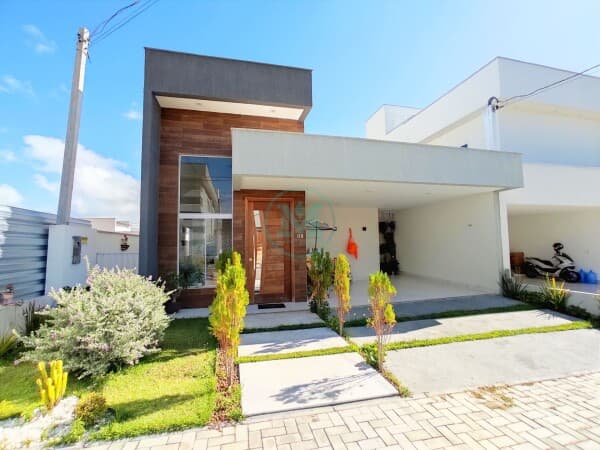 CASA COM ADEGA DE VINHOS NO ECOVILLE 1 EM PARNAMIRIM/RN