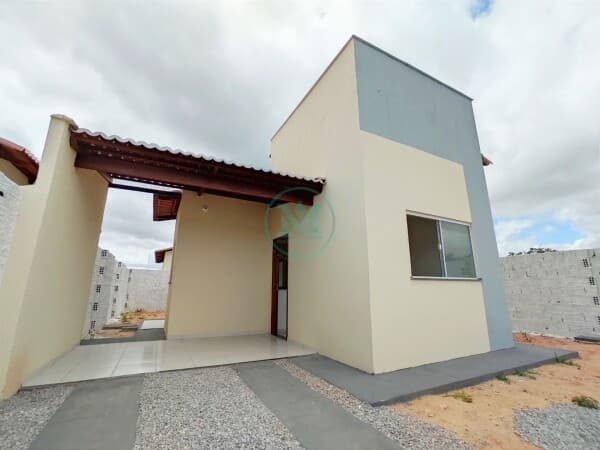 CASA COM TERRENO GRANDE NO BOSQUE DAS TULIPAS EM SGA/RN
