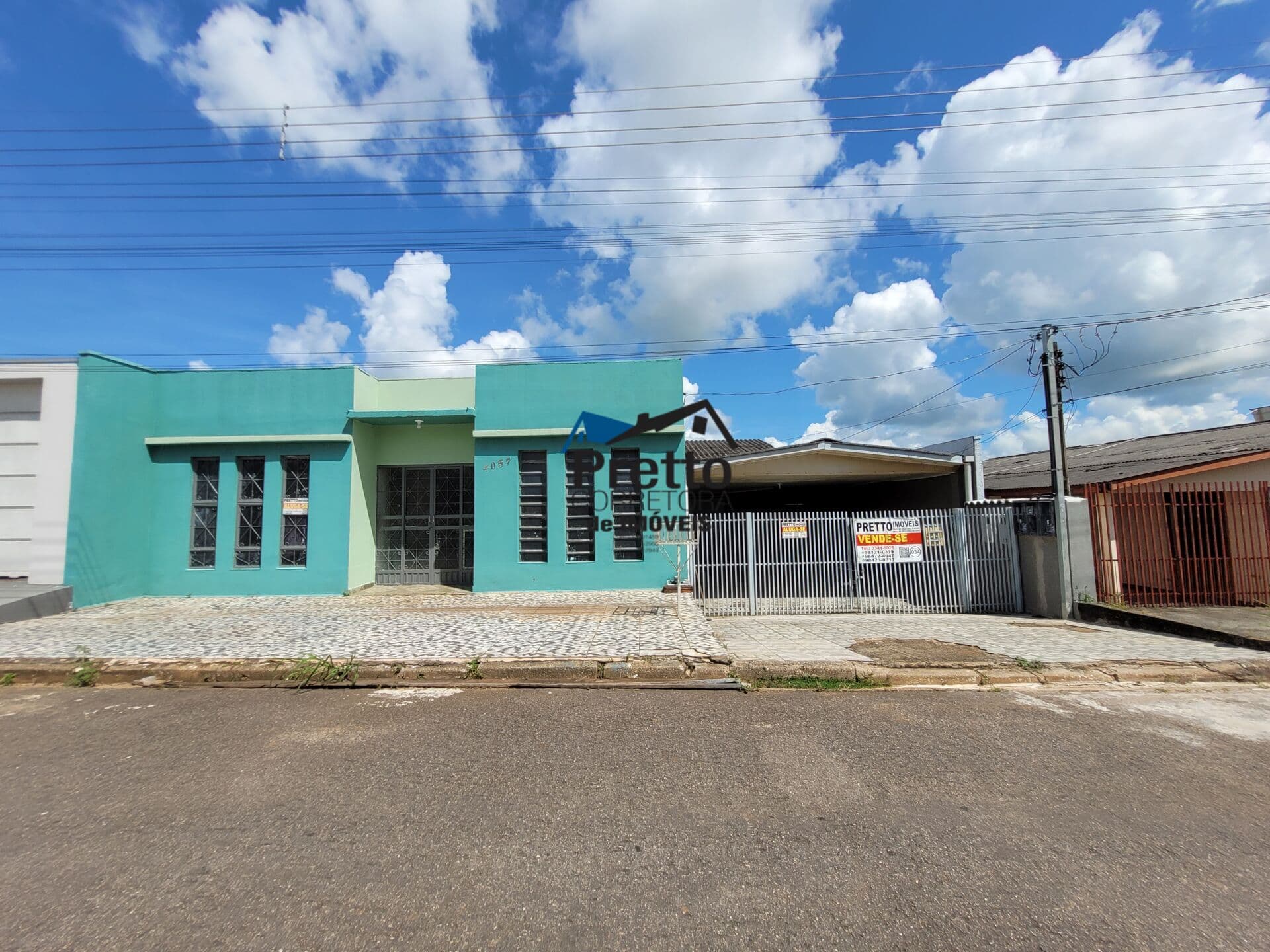 Ponto Comercial e Casa a venda no Centro de Colorado