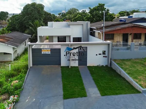 Vende-se Casa nova Apta a Financiamento contendo 02 Dormitórios localizada no bairro São José em Colorado do Oeste/RO