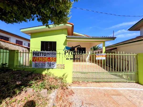 Vende-se casa em Alvenaria no centro de Colorado do Oeste/RO
