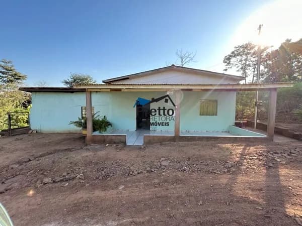 Casa de Alvenaria com 02 Dormitórios para venda no Bairro Cruzeiro em Colorado