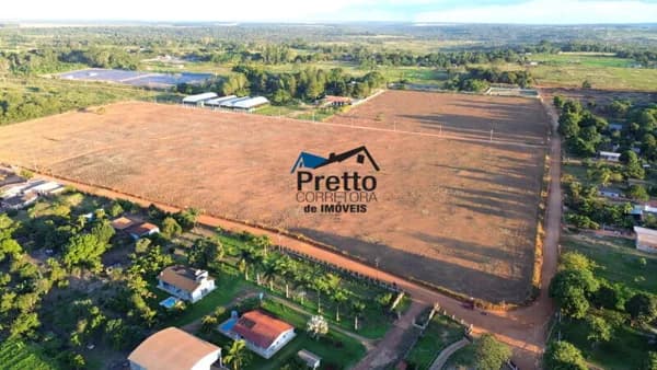 Chácara medindo 50x100 metros a venda próximo do Asfalto em Vilhena