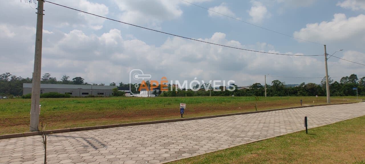 Terreno em Loteamento em Primeira Linha, Criciúma/SC