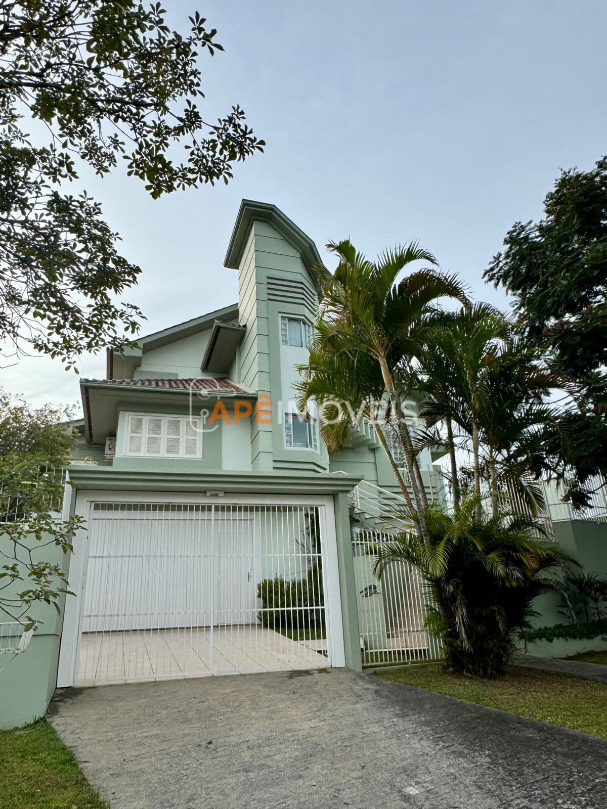 Casa Alto Padrão 3 dormitórios Pio Corrêa Criciúma