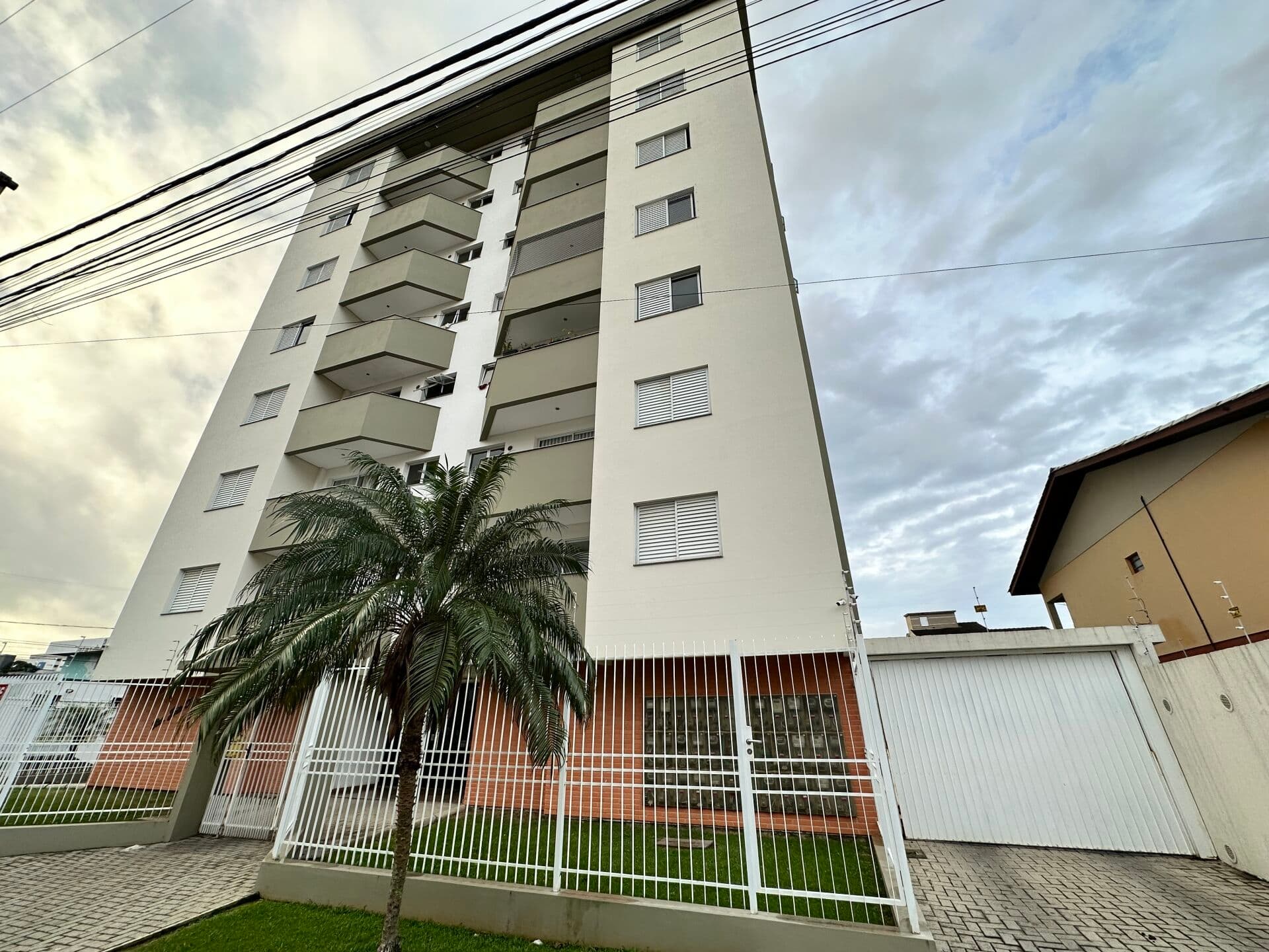 Apartamento-Padrao-para-Aluguel-em-Universitario-Criciuma-SC