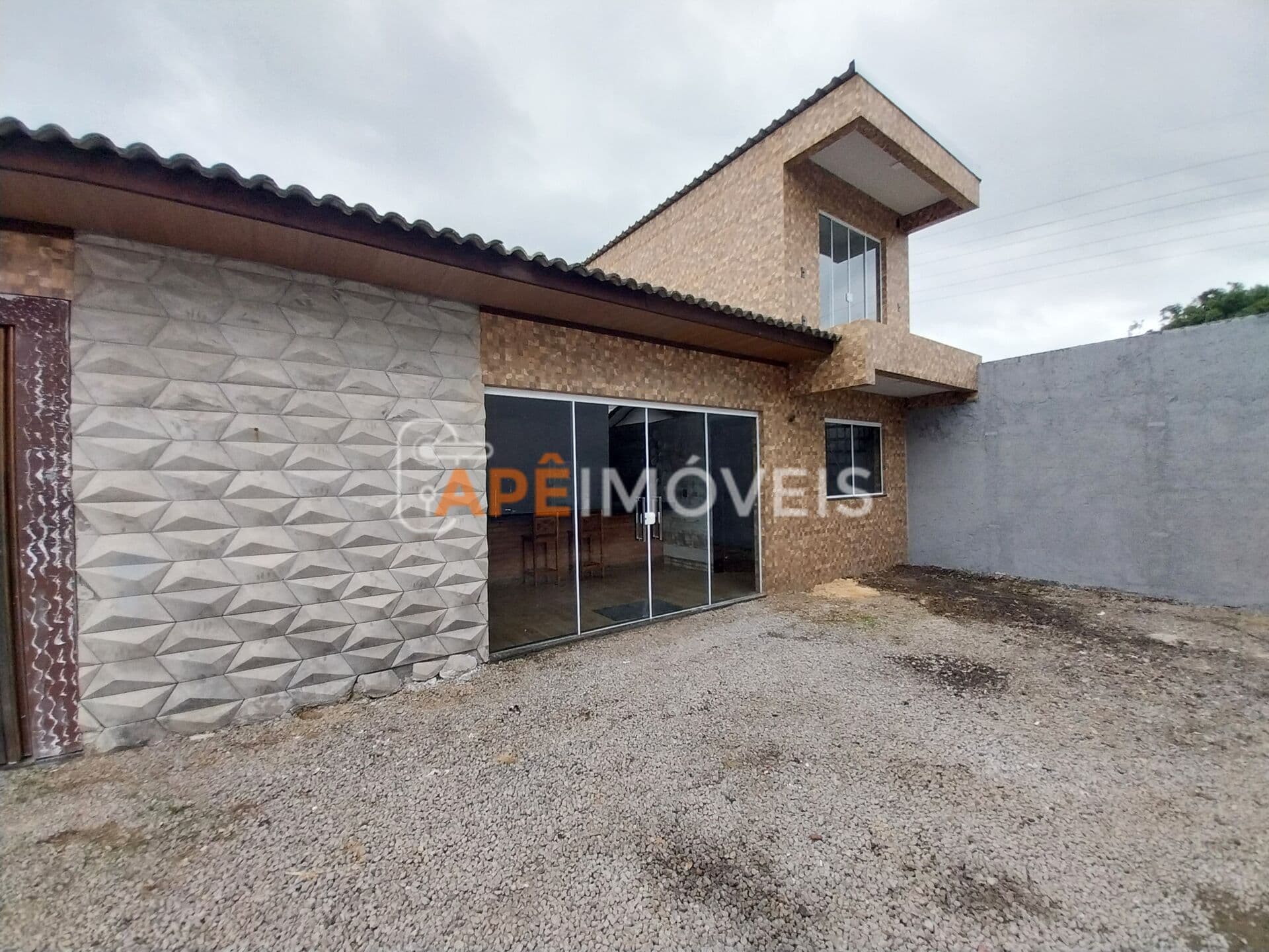 Casa Semi Mobiliada para Locação no Bairro São Sebastião!
