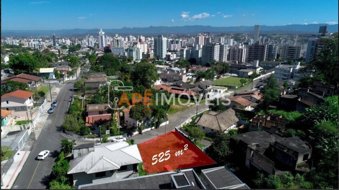 Lote/Terreno em Criciúma - Comerciário