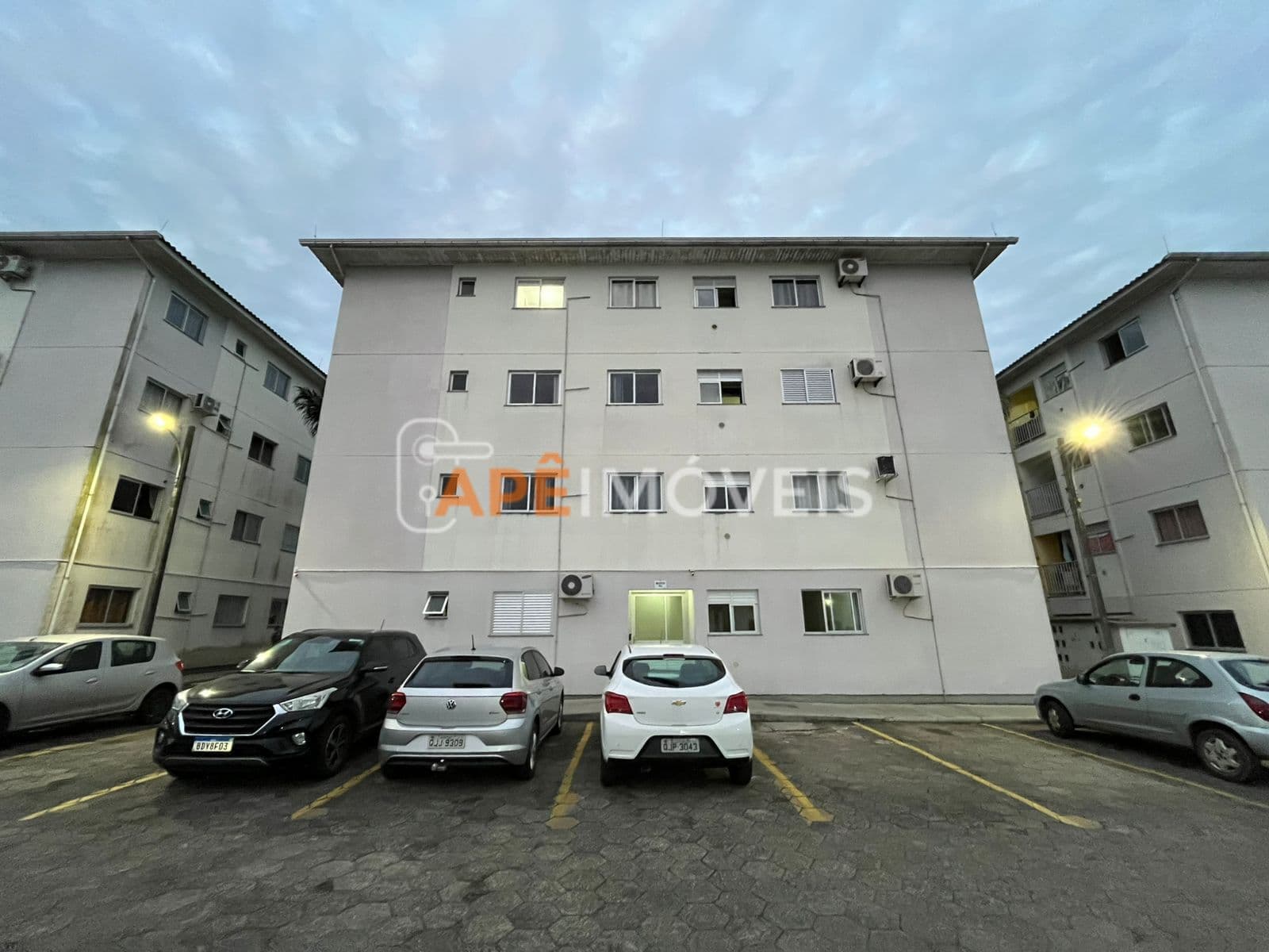 Apartamento 2 dormitórios aluguel Santa Luzia Criciúma