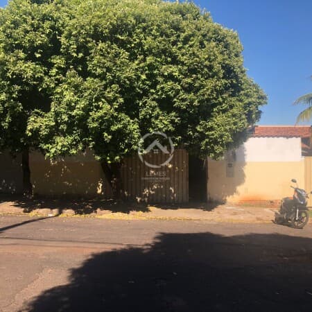 Casa em Mirandópolis - Jardim São Lourenço de Fátima