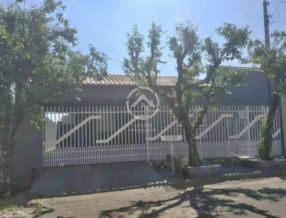 Casa em Guaraçaí - José Hamilton